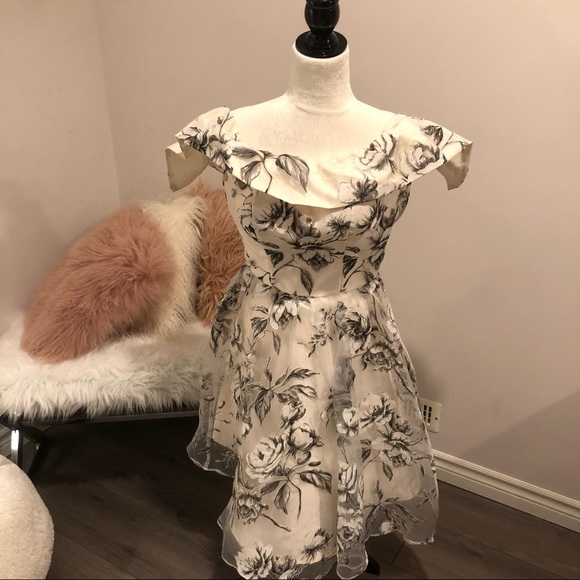 Off shoulder midi dress in organza - Picture 2 of 6